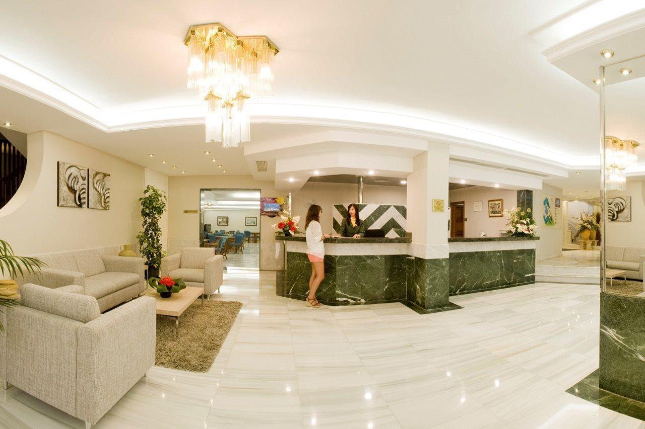 Ona Palmira Paguera Hotel Peguera Exterior photo